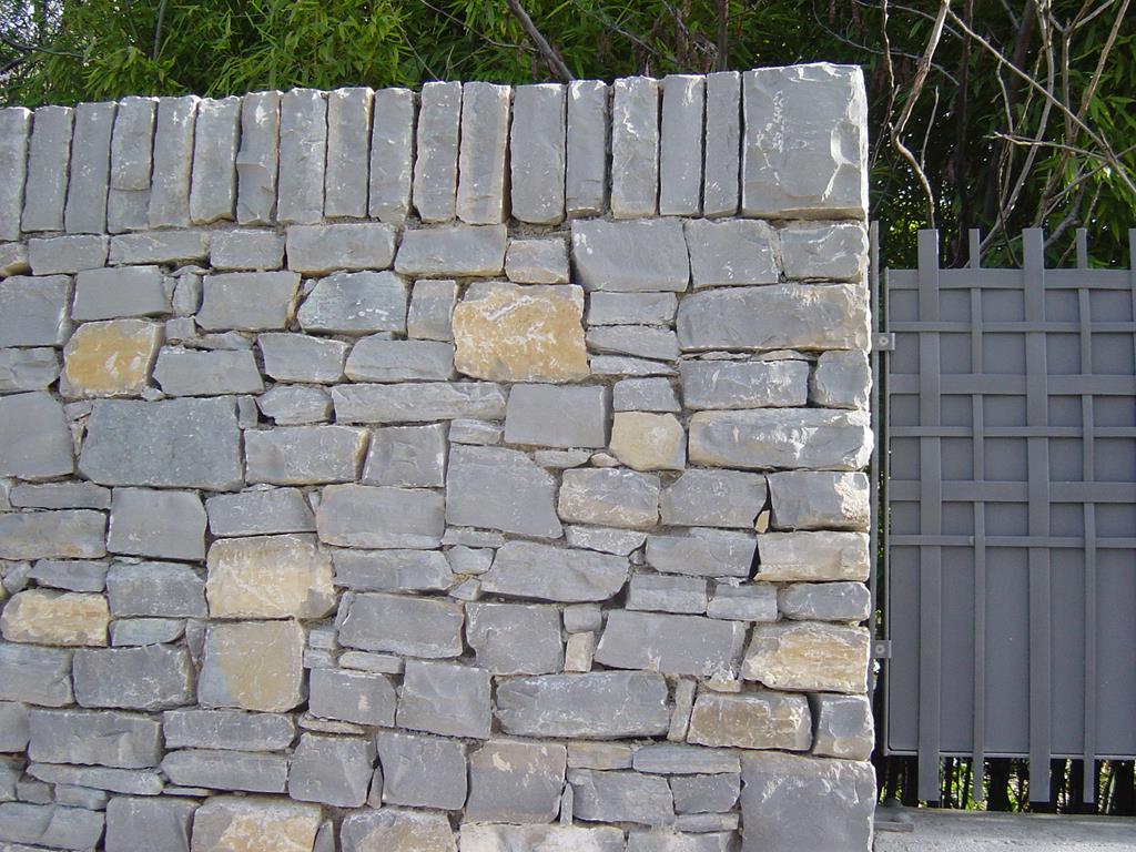 Mur-pierre-sèche-de-claret-montpellier-hérault